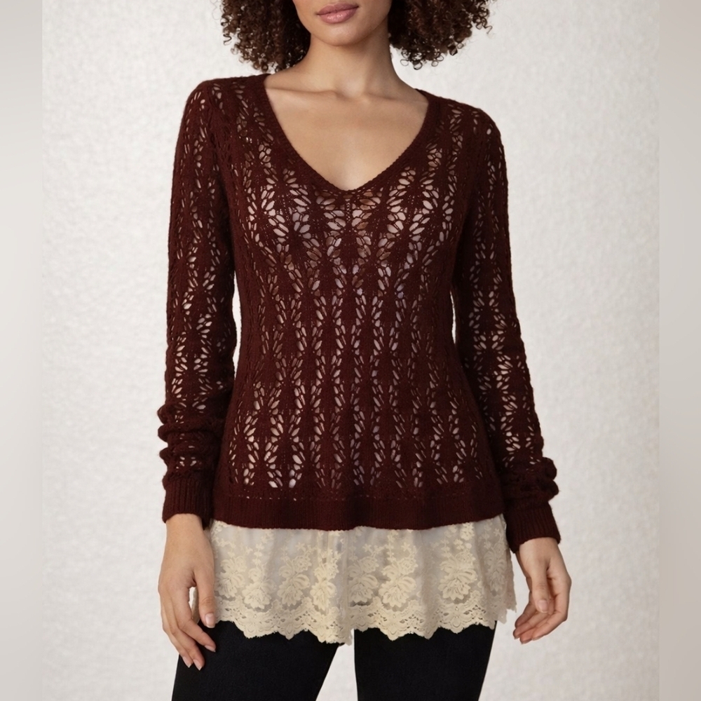 BLU PEPPER Wine Lace Peekaboo V-Neck Summer Sweater